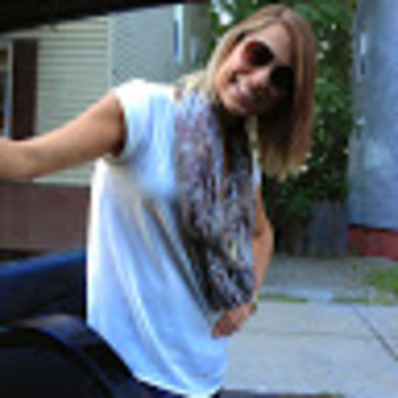 Meet your Posher, Rachael - Picture 1 of 1